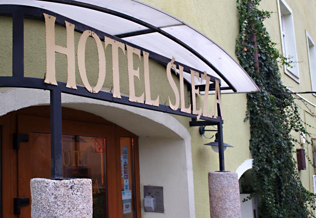 Hotel Sleza Sobótka Exterior foto